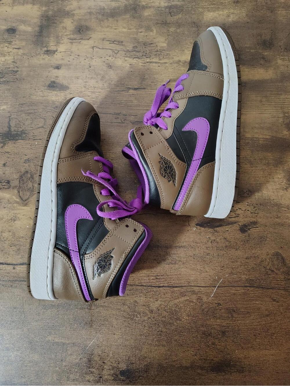 Nike Air Jordan 1 Mid Brown Purple Youth Size 4Y Womens 5.5 - Picture 6 of 7